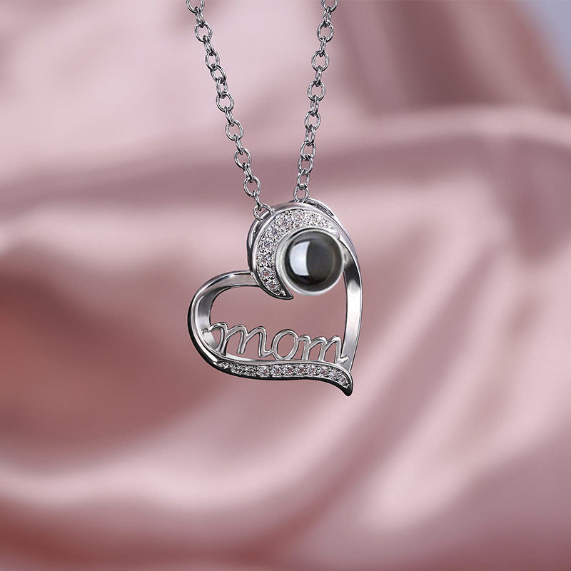 MOM Heart Shaped Projection Custom Photo Necklace Mother's Birthday Gift Accessories